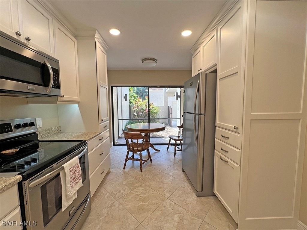 15400 Cedarwood Lane - Photo 9