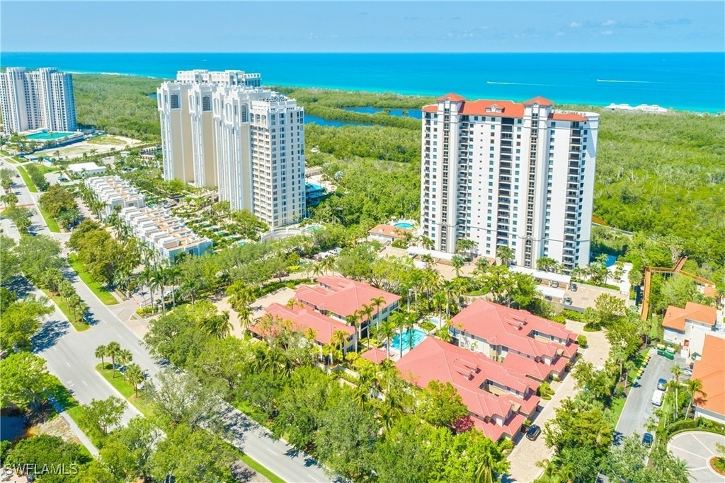 7225 Pelican Bay Boulevard - Photo 27