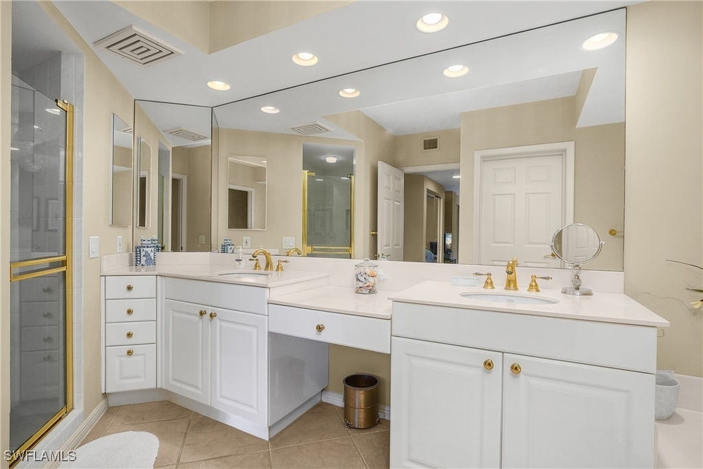 7225 Pelican Bay Boulevard - Photo 16