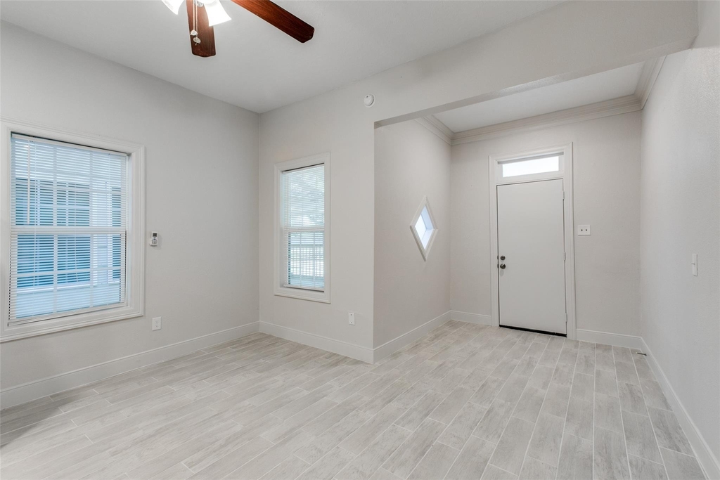 7133 Avenue C - Photo 5
