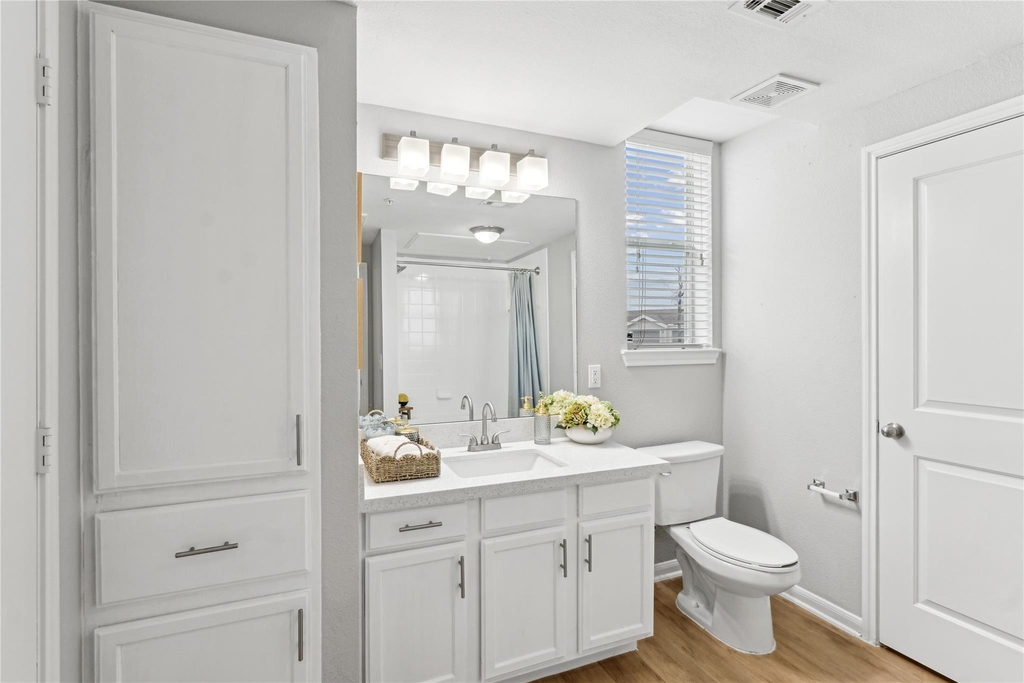 14807 Woodland Hills Drive - Photo 11