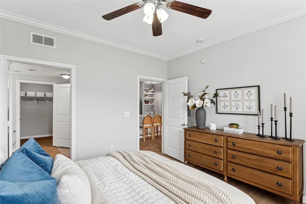 14807 Woodland Hills Drive - Photo 14