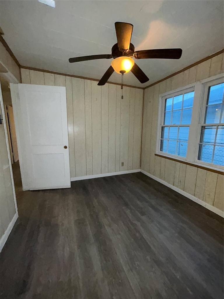 2018 N Avenue H - Photo 10