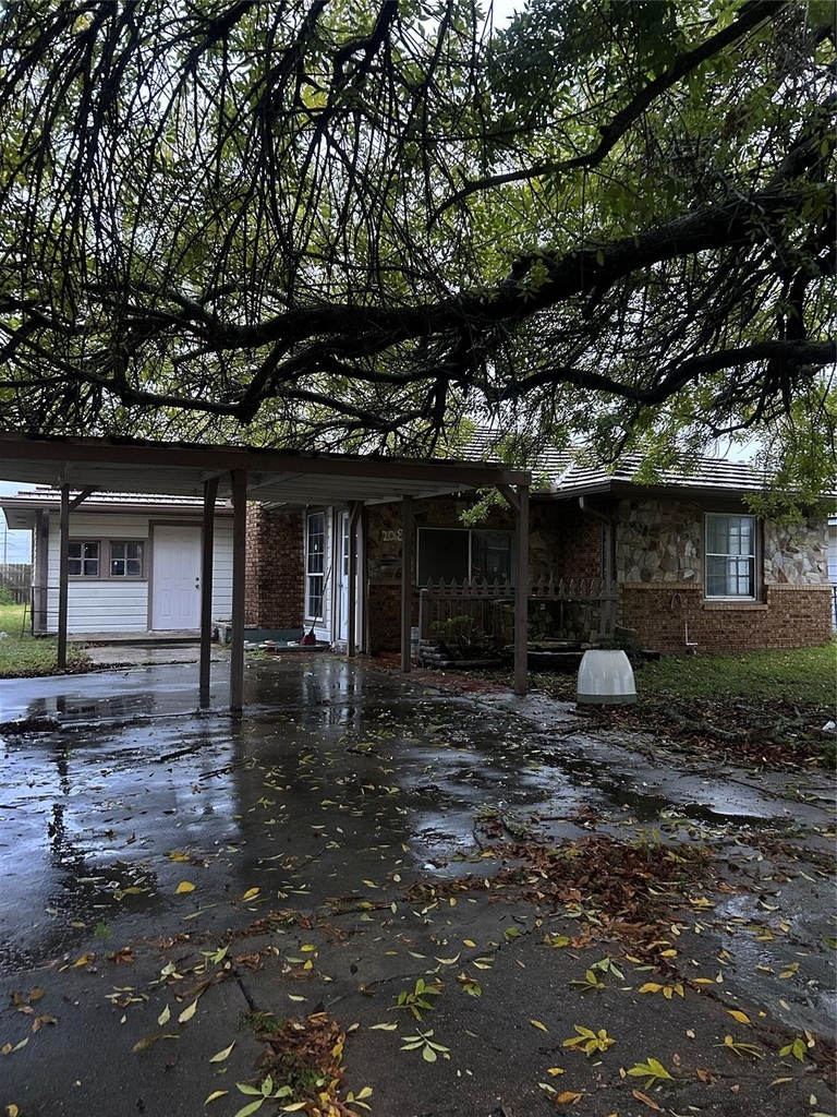 2018 N Avenue H - Photo 0
