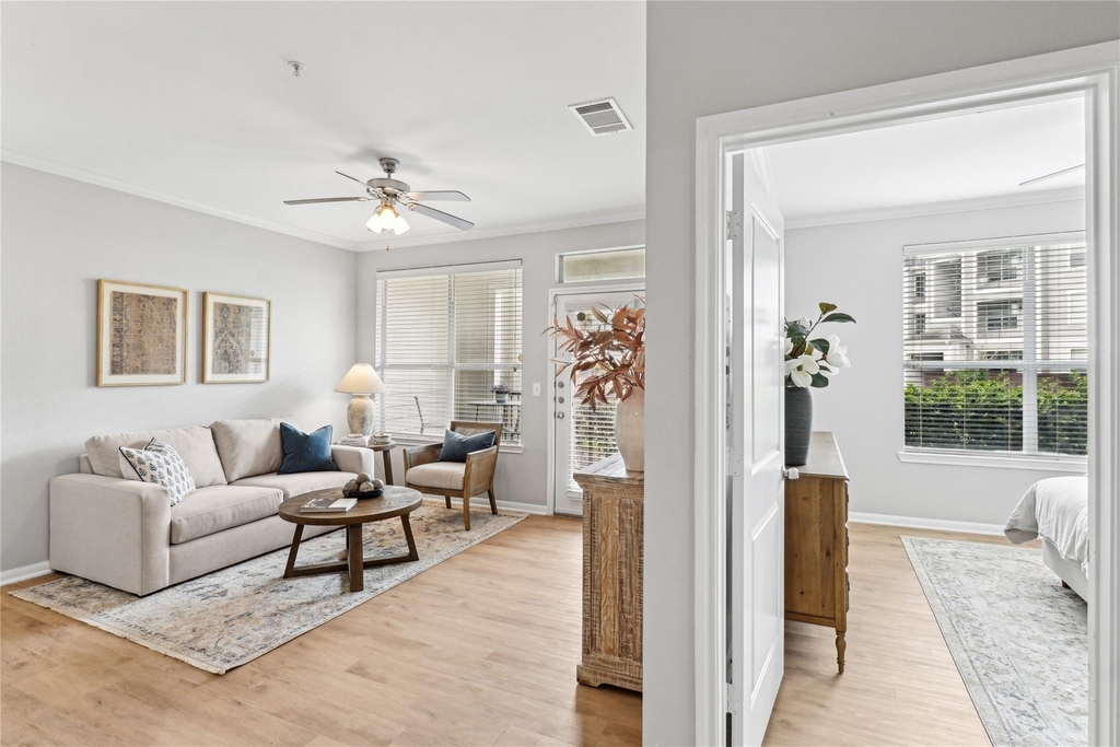 14807 Woodland Hills Drive - Photo 7