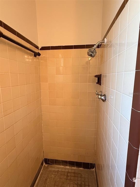 2404 10th Street W - Photo 7