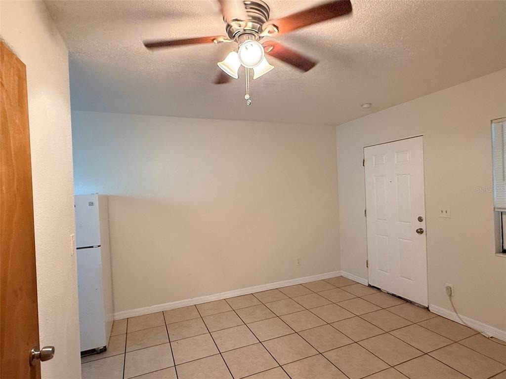 2404 10th Street W - Photo 1
