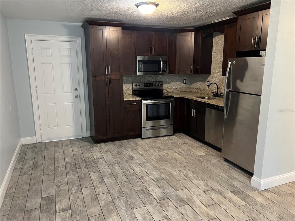 920 Maydell Drive - Photo 1