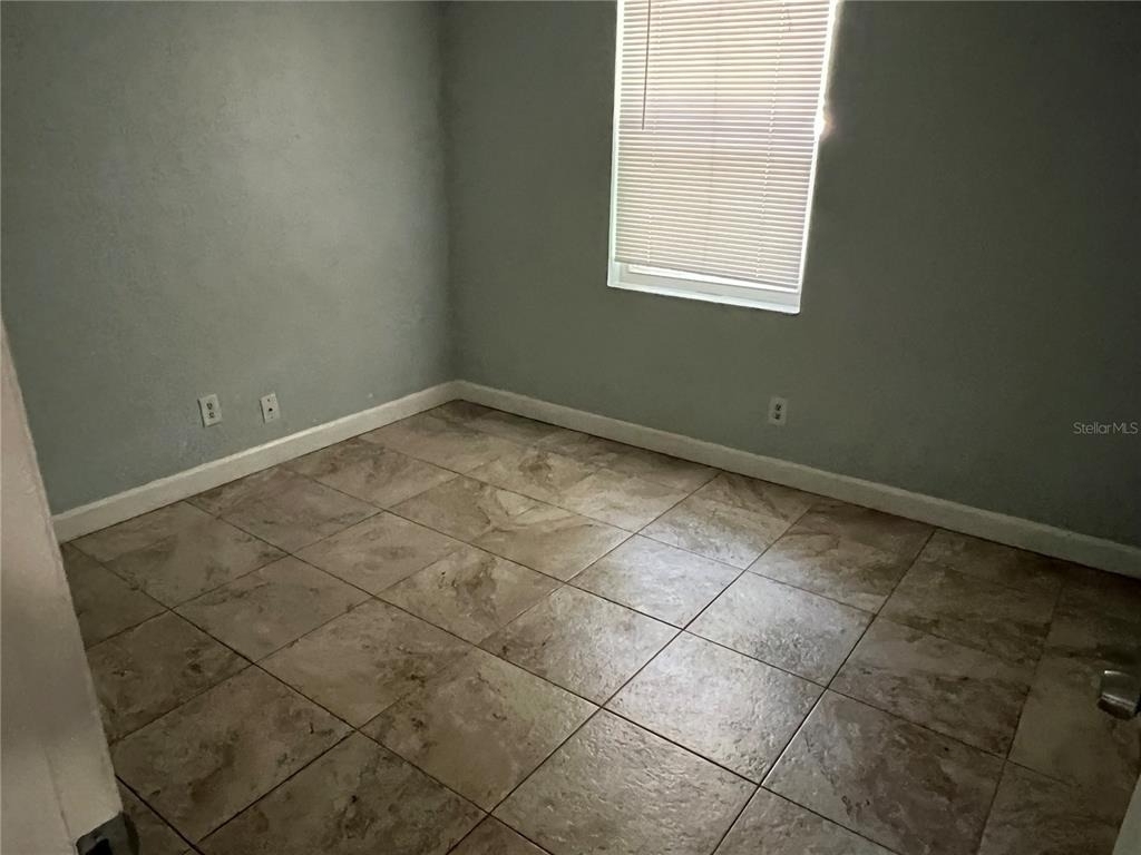 920 Maydell Drive - Photo 3