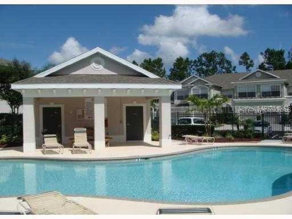 2052 Park Crescent Drive - Photo 4