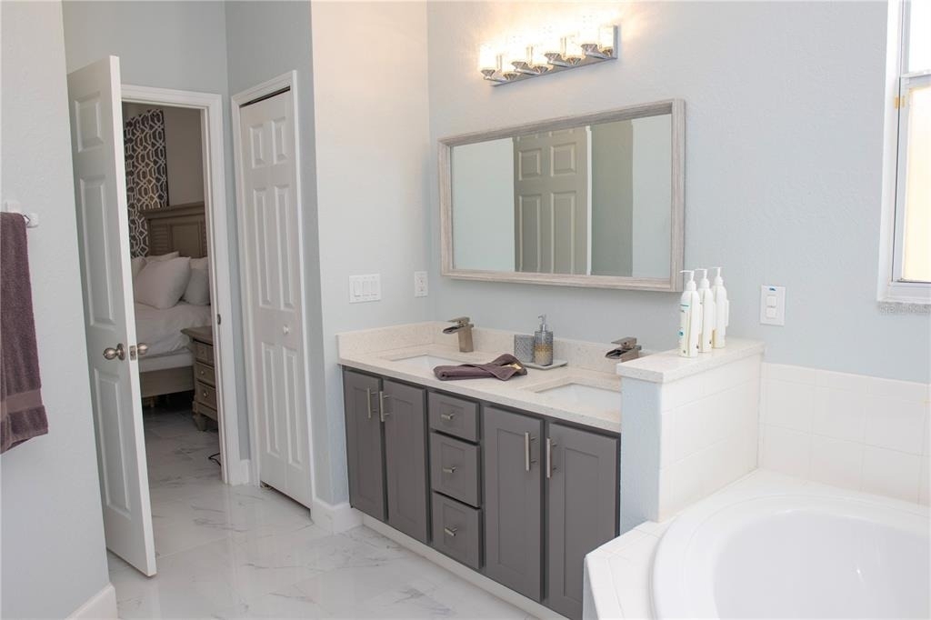 112 Cypress Pointe Court - Photo 12