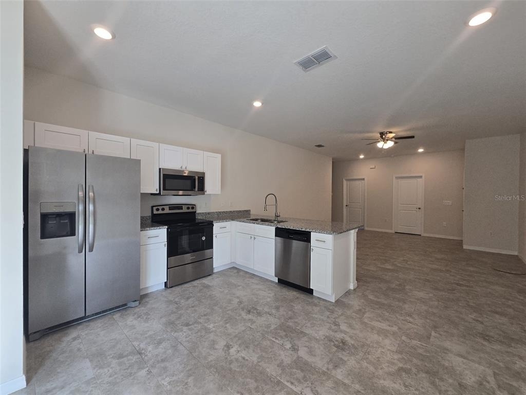 546 Imperial Pl - Photo 3