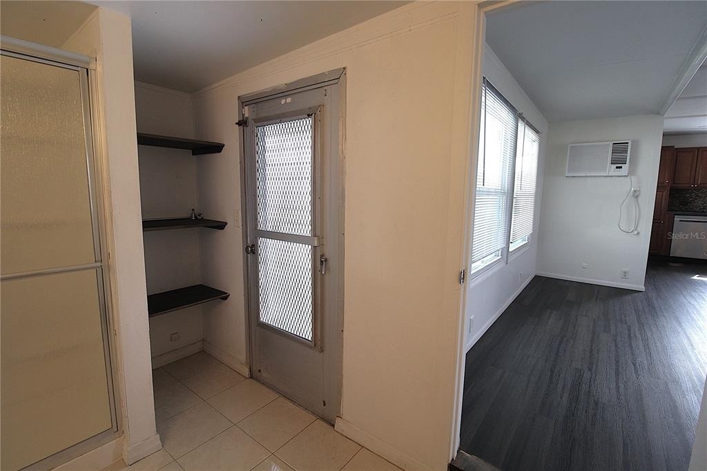 503 51st Avenue W - Photo 14