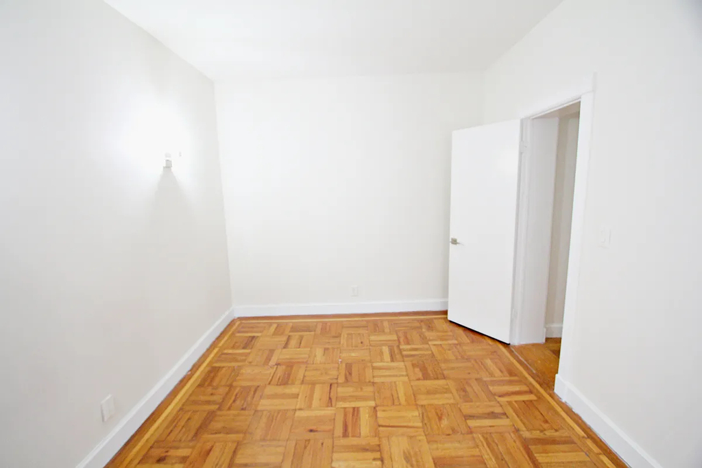 West 155th Street and Edgecombe Ave  - Photo 8