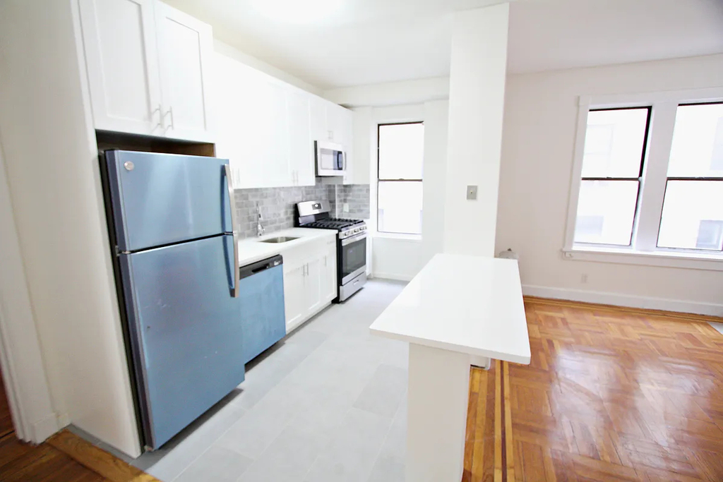 West 155th Street and Edgecombe Ave  - Photo 2