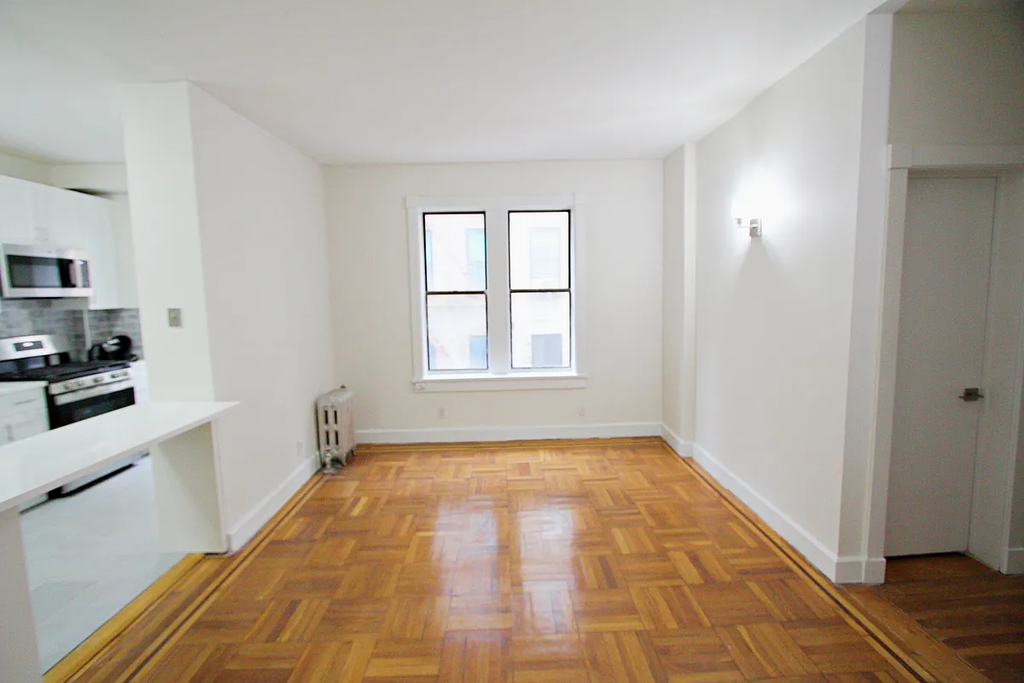 West 155th Street and Edgecombe Ave  - Photo 5