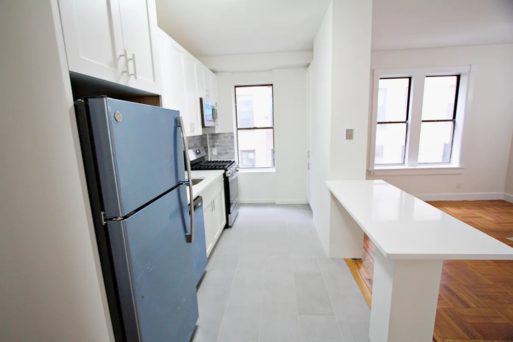 West 155th Street and Edgecombe Ave  - Photo 1