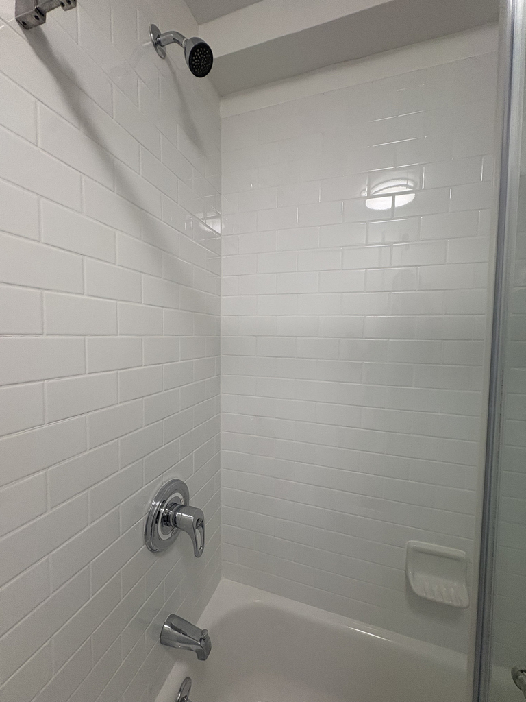  East 38th Street Off Third Ave - Photo 8