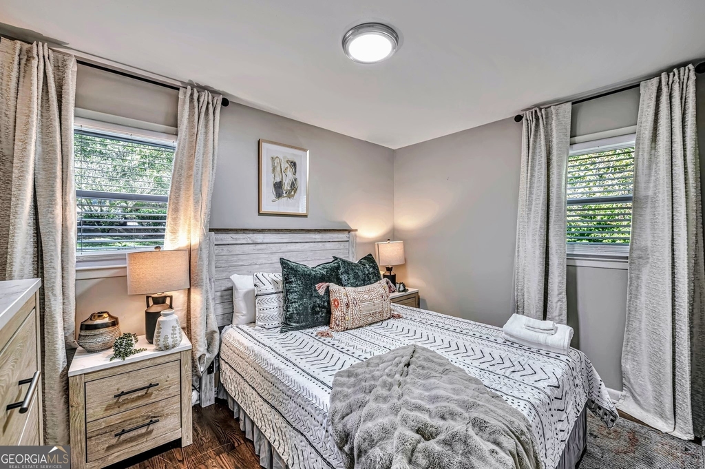 2858 Rosehill Street - Photo 6