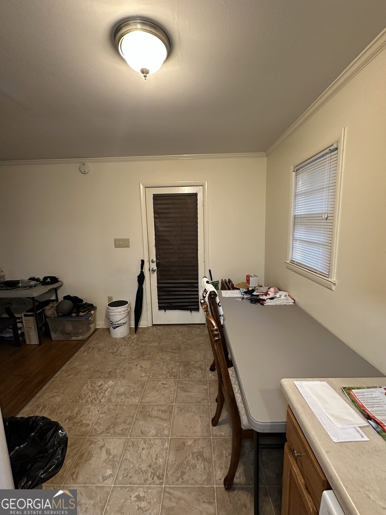 105 Cedar Drive - Photo 2