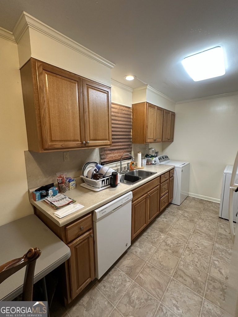 105 Cedar Drive - Photo 1