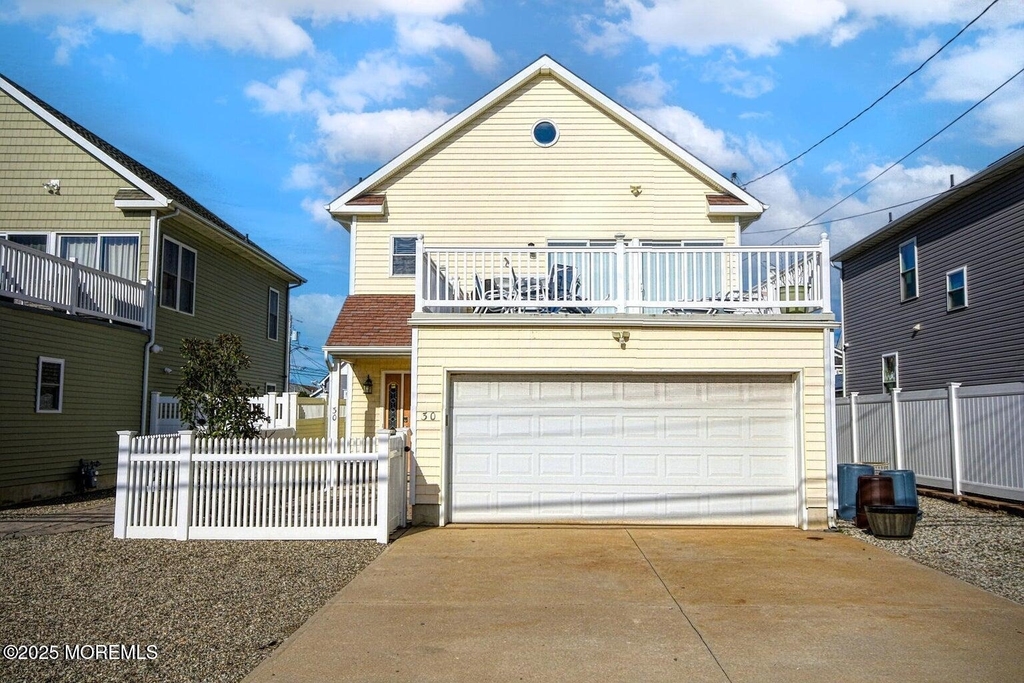 30 Stockton Avenue - Photo 0