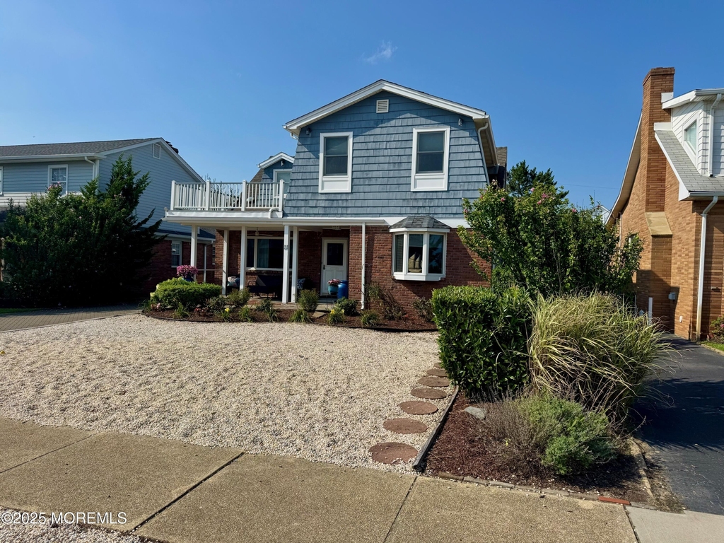 12 York Avenue - Photo 1