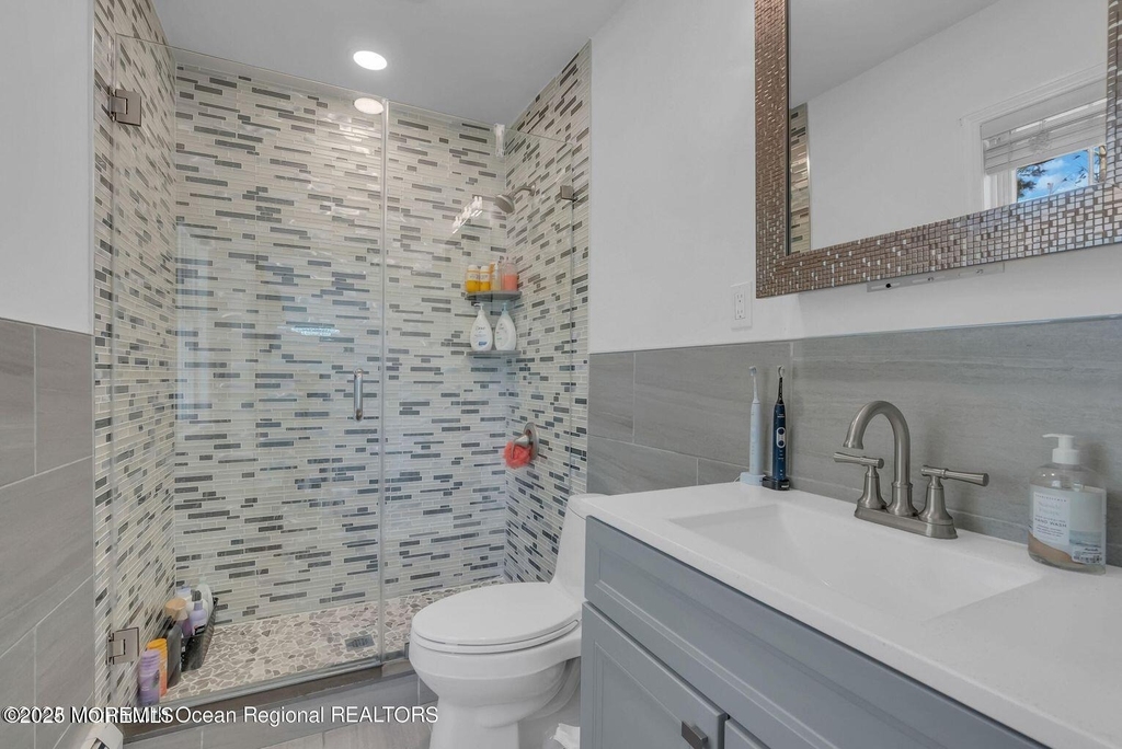 373 W Park Avenue - Photo 16
