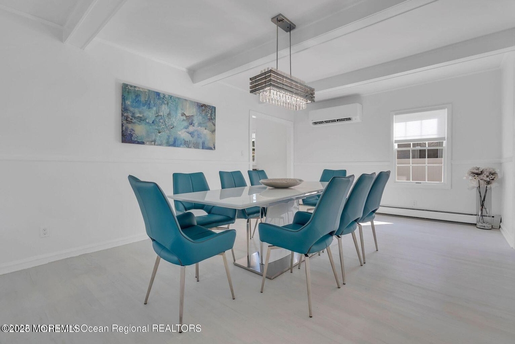 373 W Park Avenue - Photo 3