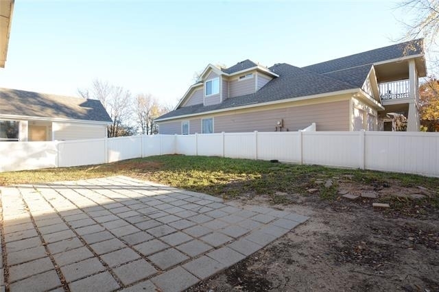 1400 Oakcrest Drive - Photo 17
