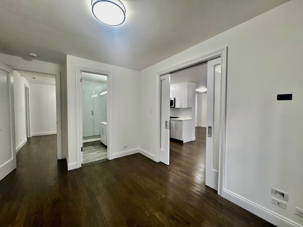 145 East 16th Street - Photo 5