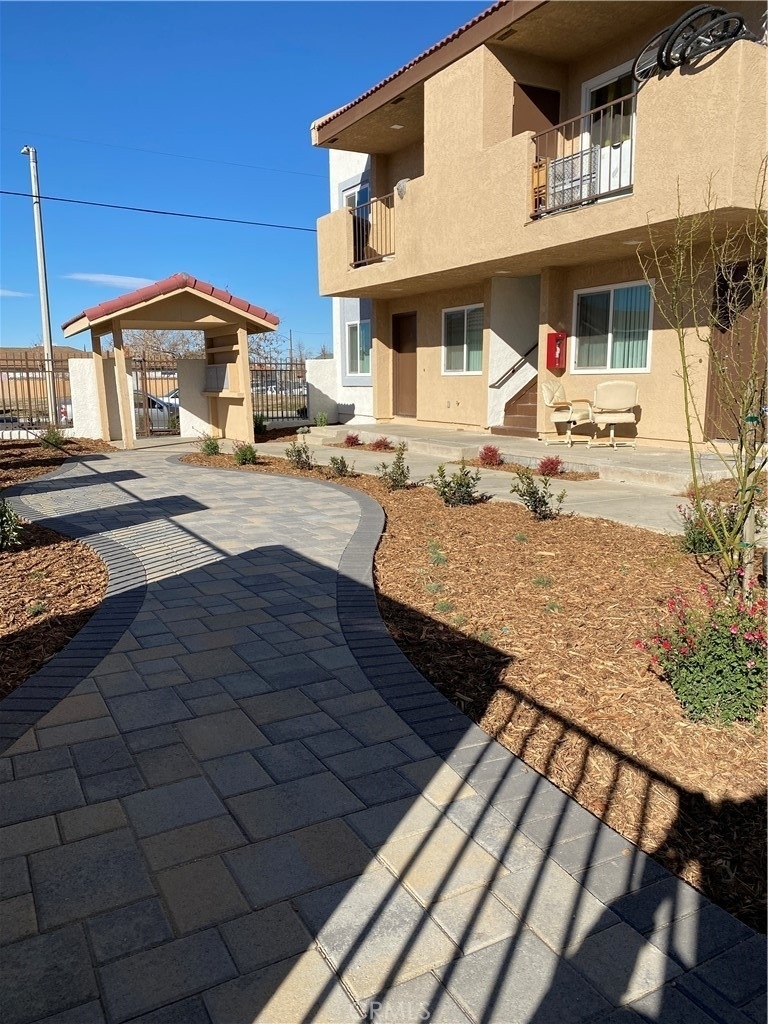 454 E Avenue Q3 - Photo 1