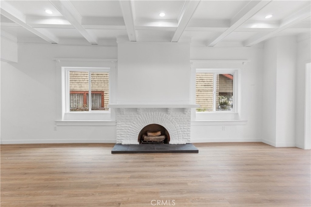 2636 S Normandie - Photo 6