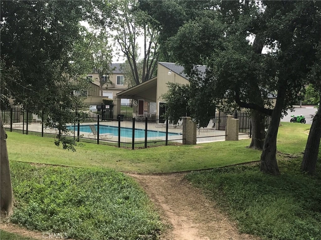 1430 W Badillo - Photo 20