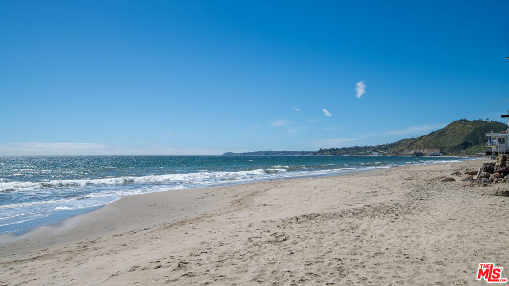 25250 Malibu Road - Photo 27