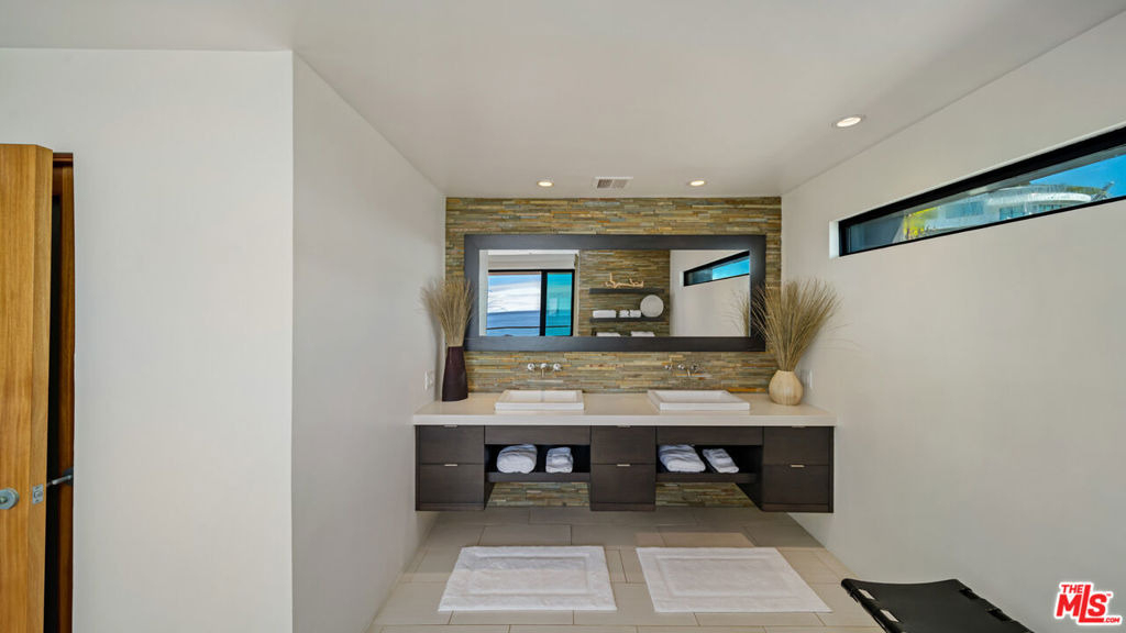 25250 Malibu Road - Photo 40