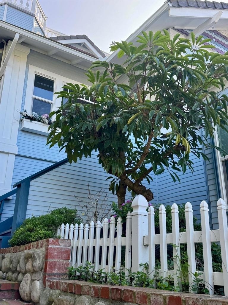 1357 Olivet St - Photo 3