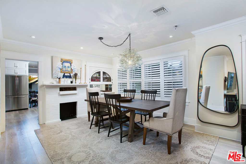 1338 N Genesee Avenue - Photo 14