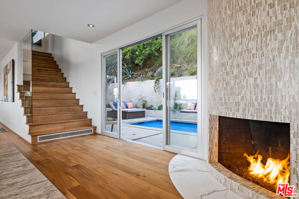 8737 St Ives Drive - Photo 11