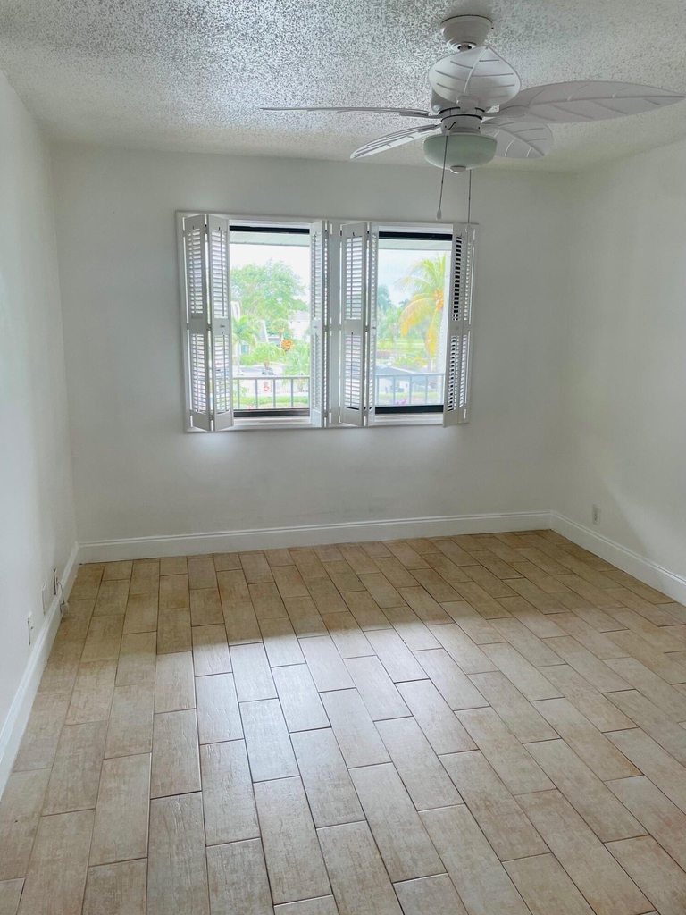 4080 Tivoli Court - Photo 8