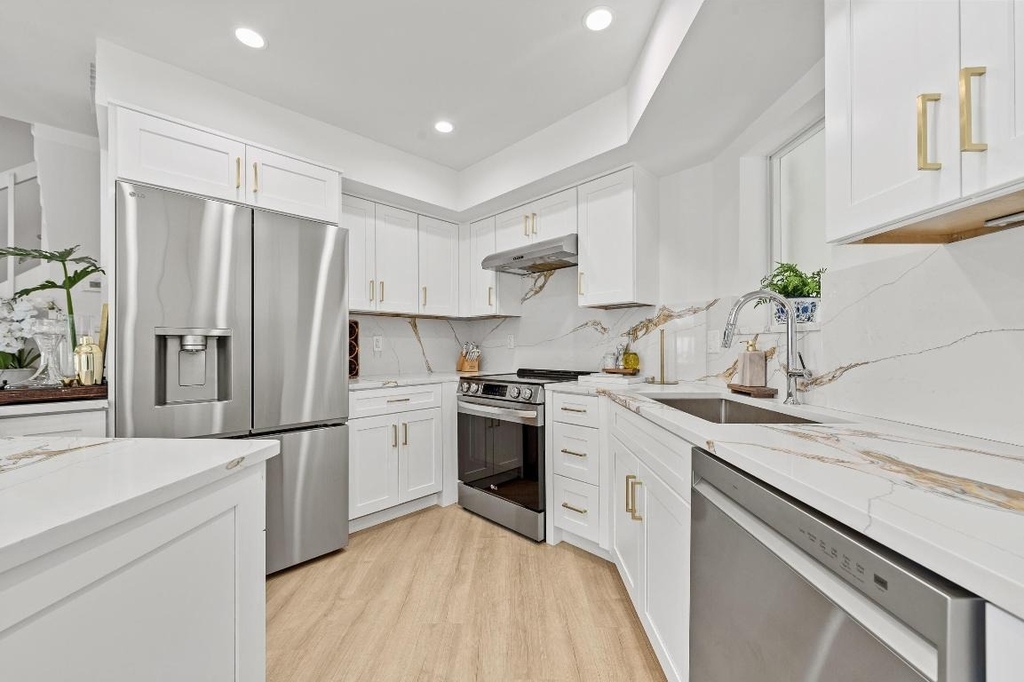 288 Seabreeze Circle - Photo 13