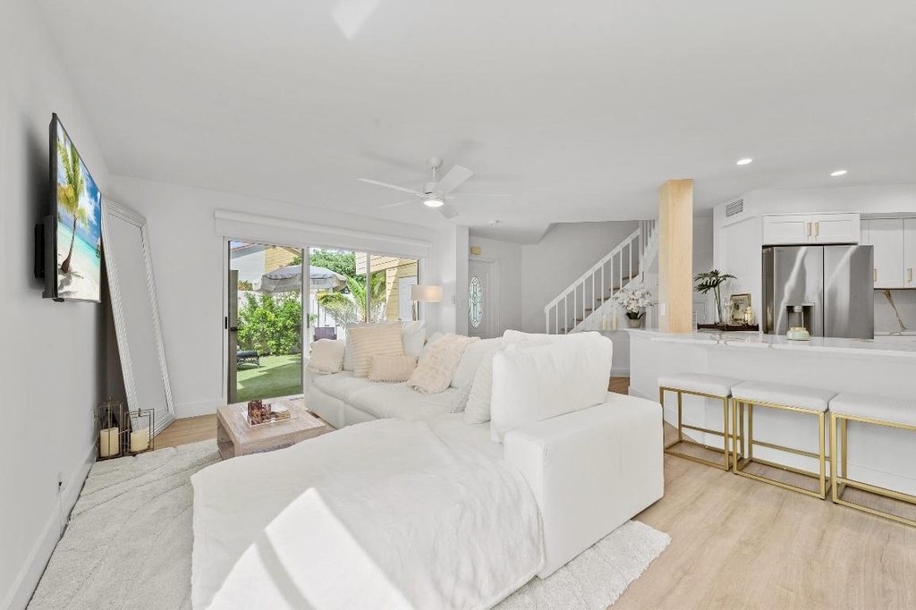 288 Seabreeze Circle - Photo 6