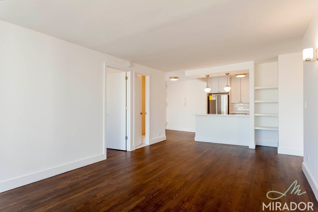 330 E 39th Street - Photo 3