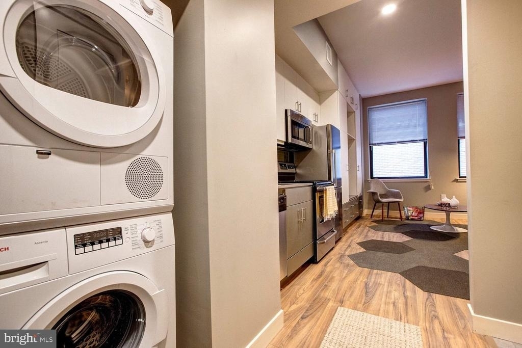 42 S 15th Street - Photo 33