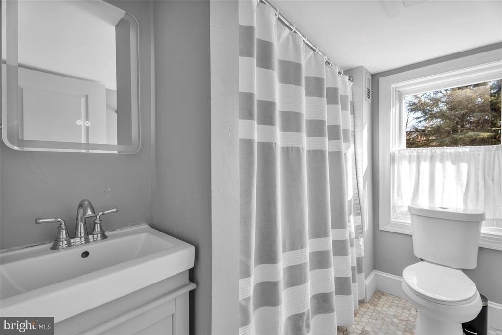 406 Kings Highway E - Photo 14