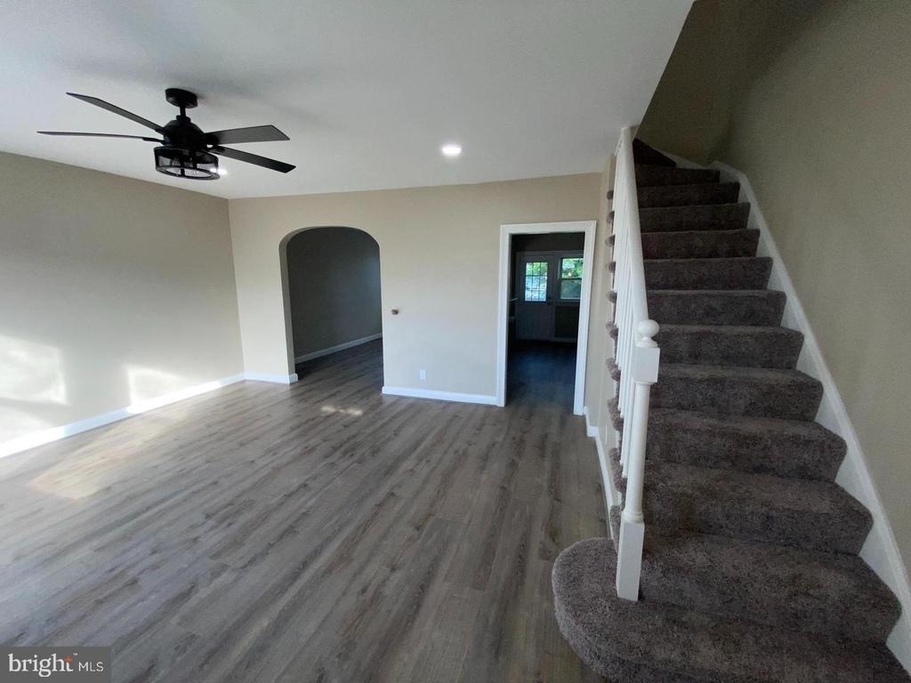 41 N Kossuth Street - Photo 2