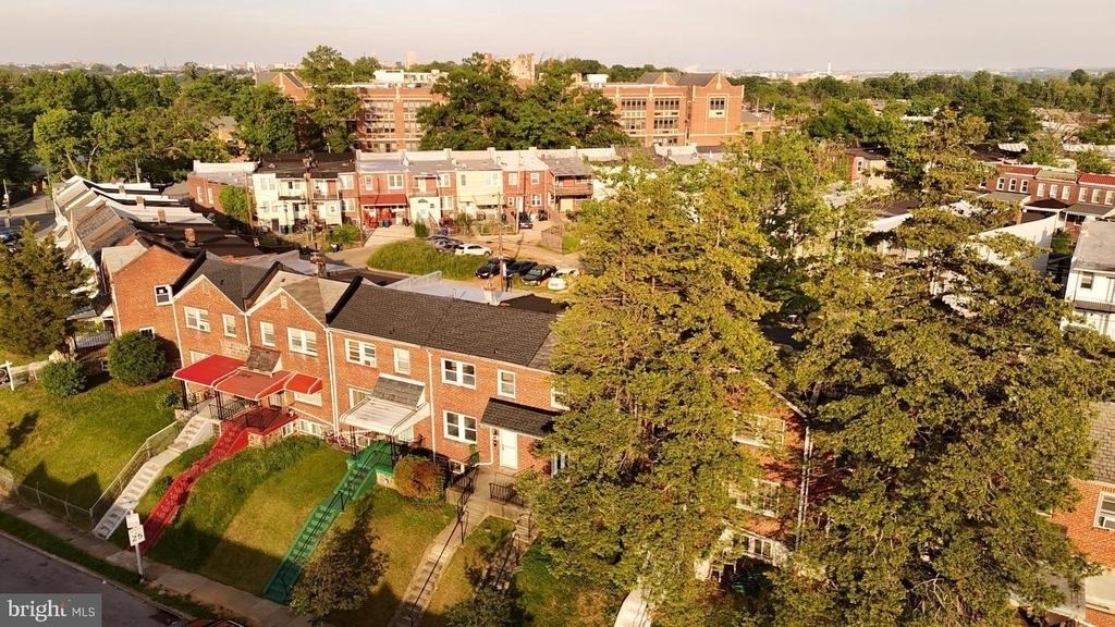 41 N Kossuth Street - Photo 1