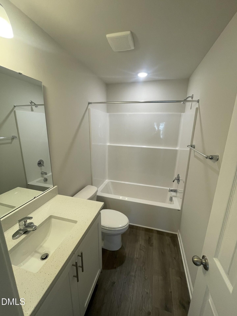 1007 Peony Lane - Photo 10