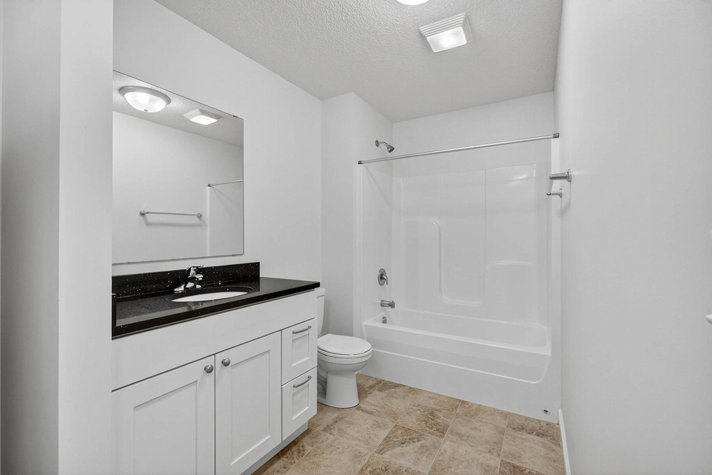 220 E 37th Street - Photo 16