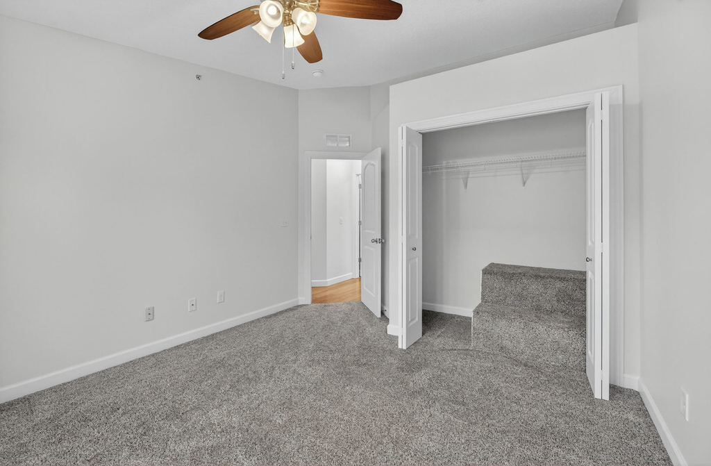 220 E 37th Street - Photo 19